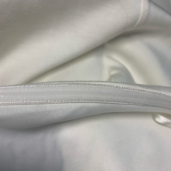 Avec Les Filles Mini Dress With Gloves | Puff Sleeves | Bridal | Engagement - Picture 7 of 8